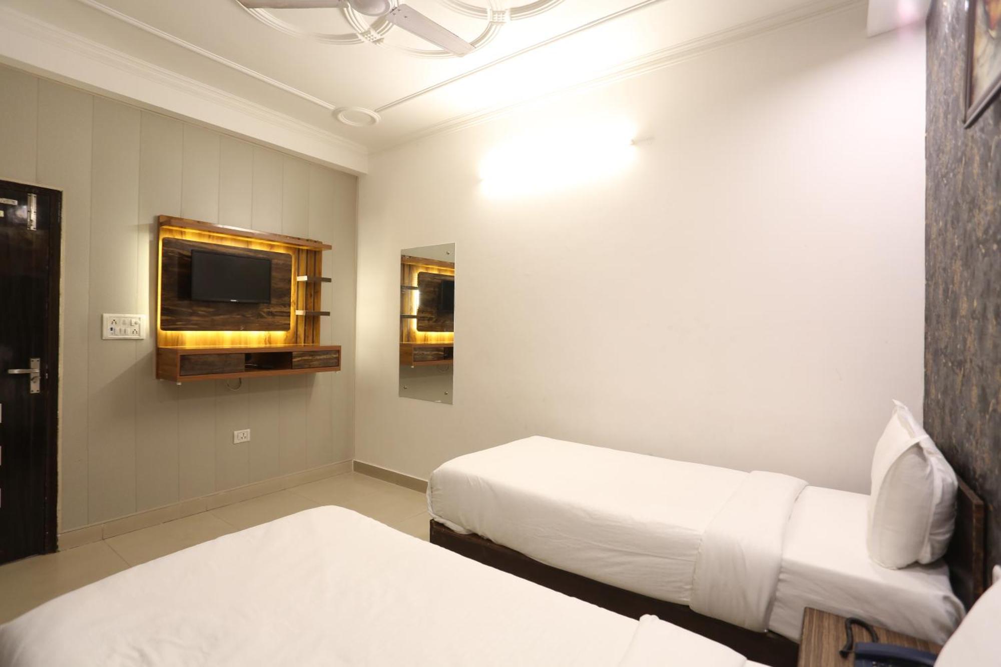Backpackers - Ink Delhi Airport By Ss Group